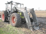 Brandt-Traktoren.de Zur Teileverwertung Claas Celtis 446  - Brandschaden -