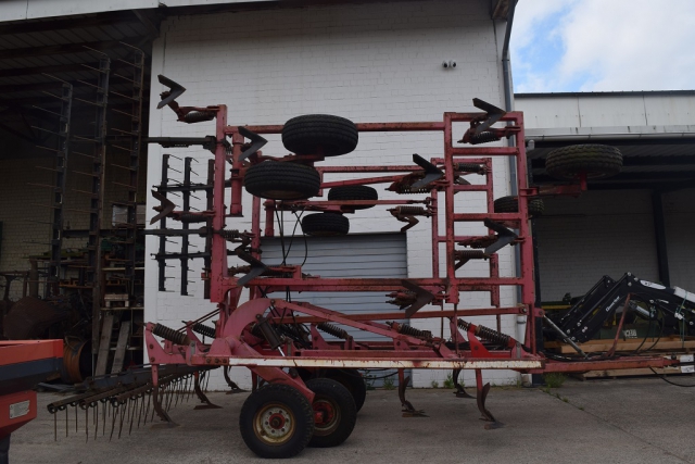 Brandt-Traktoren.de Grubber Horsch FG 7.5