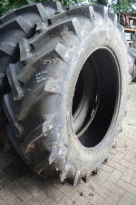 Brandt-Traktoren.de 38 Zoll - 18.4R38   (460/85R38) Taurus