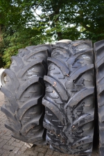 Brandt-Traktoren.de 38 Zoll - 520/70R38 Kleber