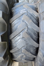 Brandt-Traktoren.de 28 Zoll - 380/70R28 Taurus